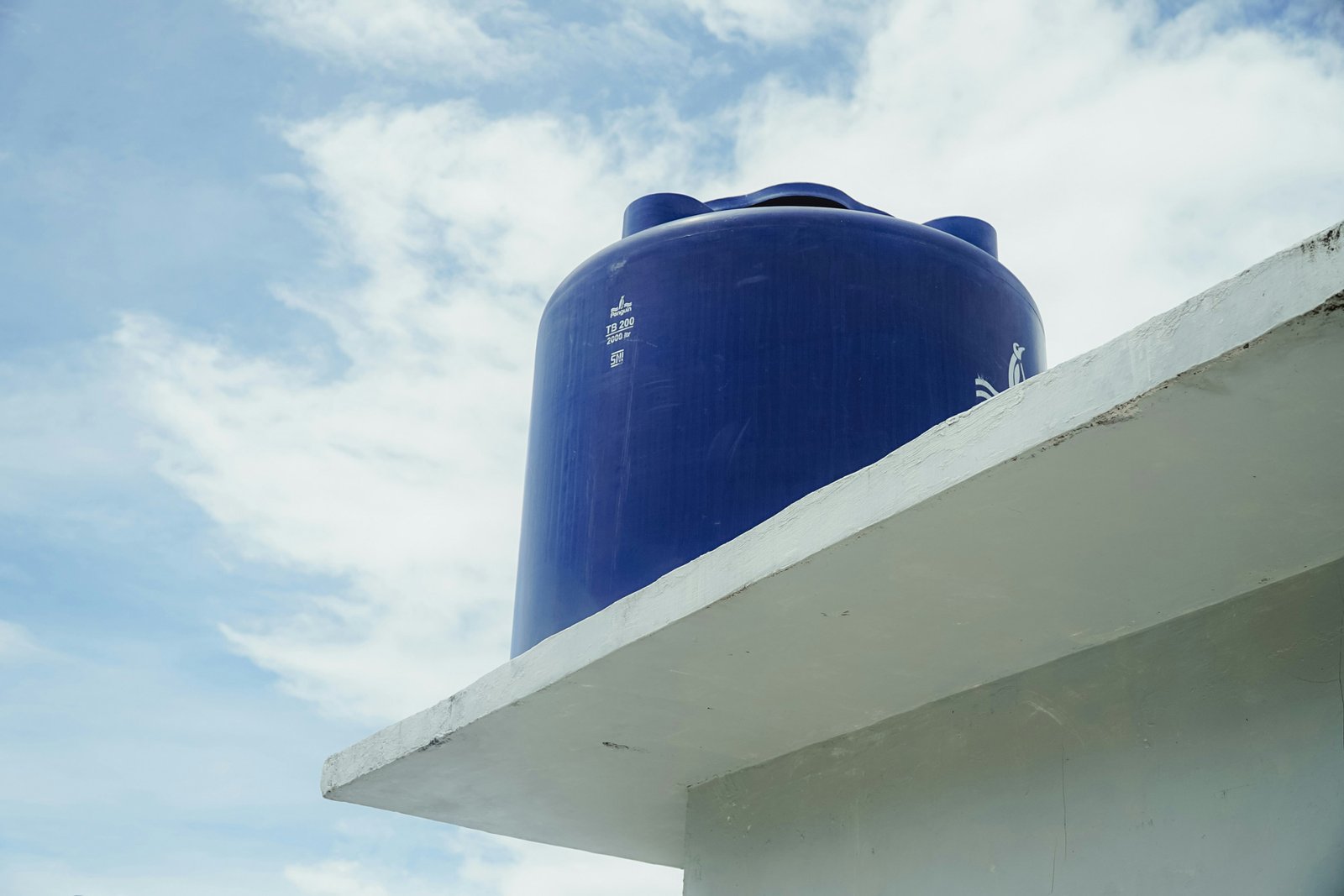 Wassertank wird gereinigt